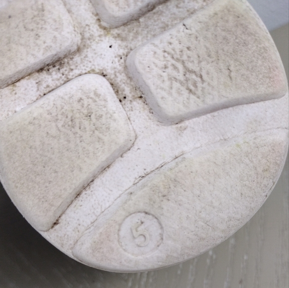 Athletic Works Shoes - Picture 6 of 9